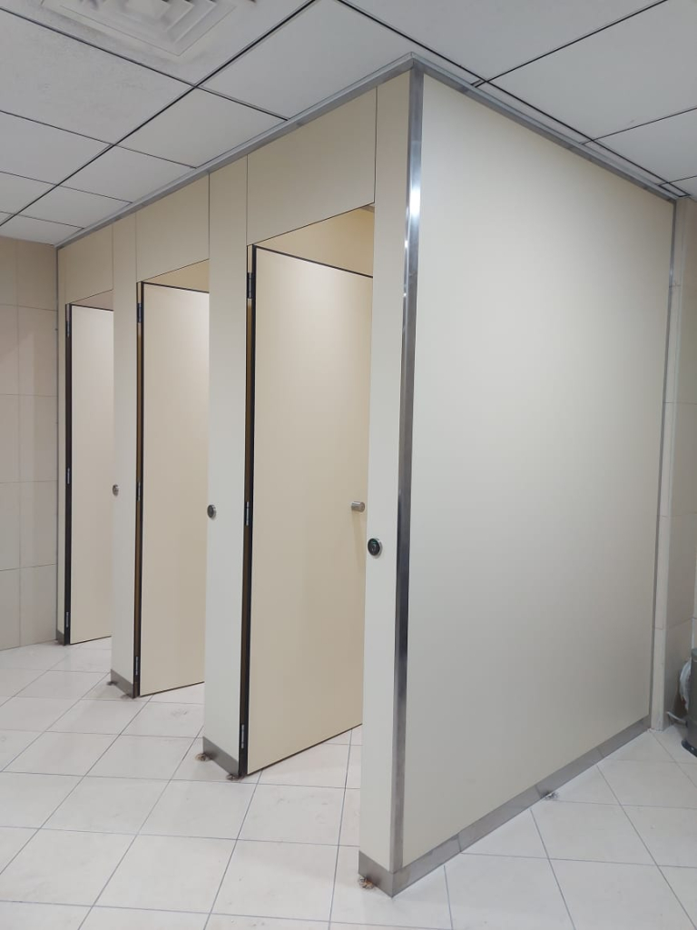 HPL Toilet Cubicle Manufacturer in UAE