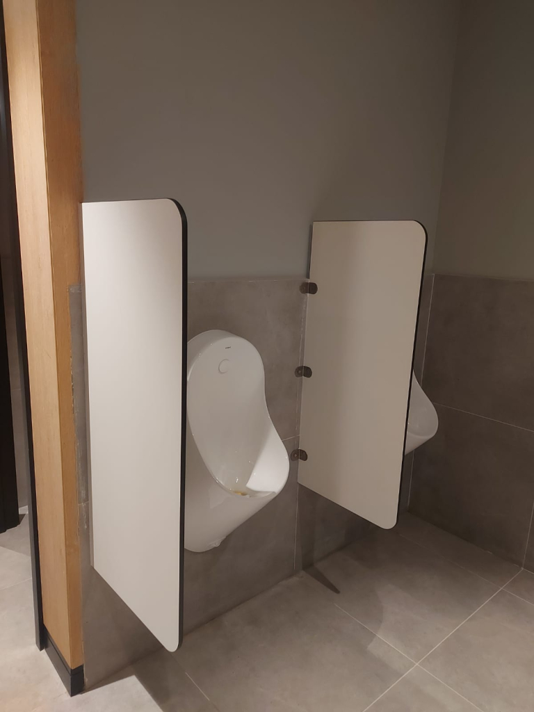 HPL Urinal Partition Supplier in Dubai
