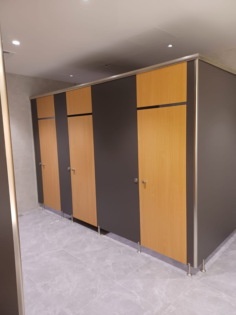 HPL Toilet Cubicle Manufacturer in UAE